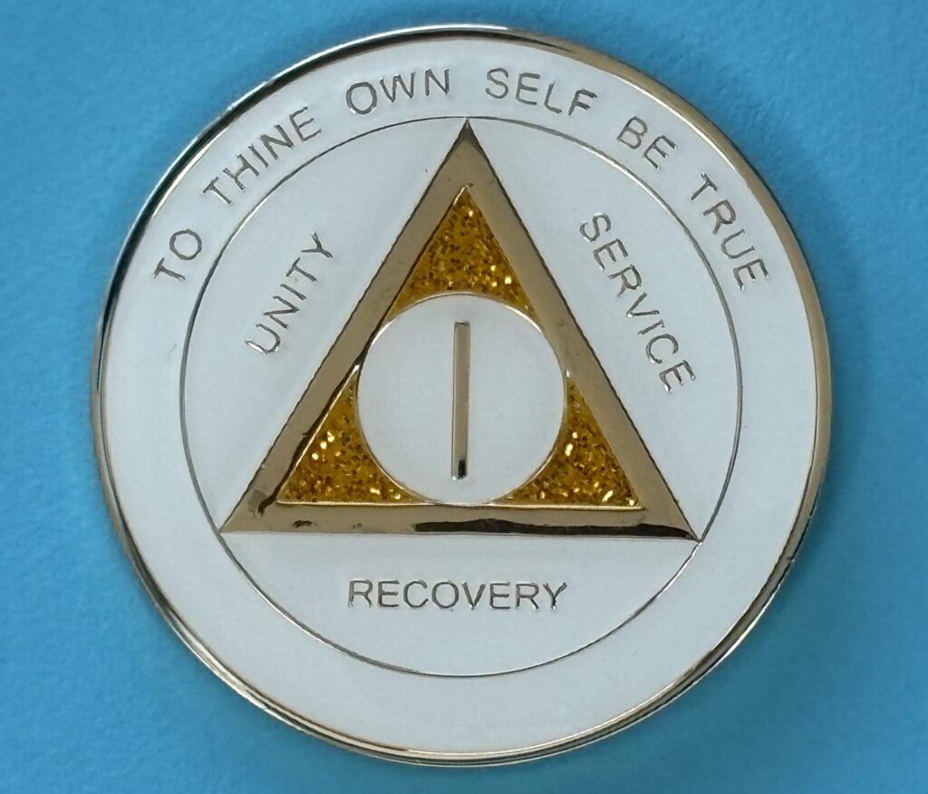 01 Year Medallion White Sparkle Tri-Plate