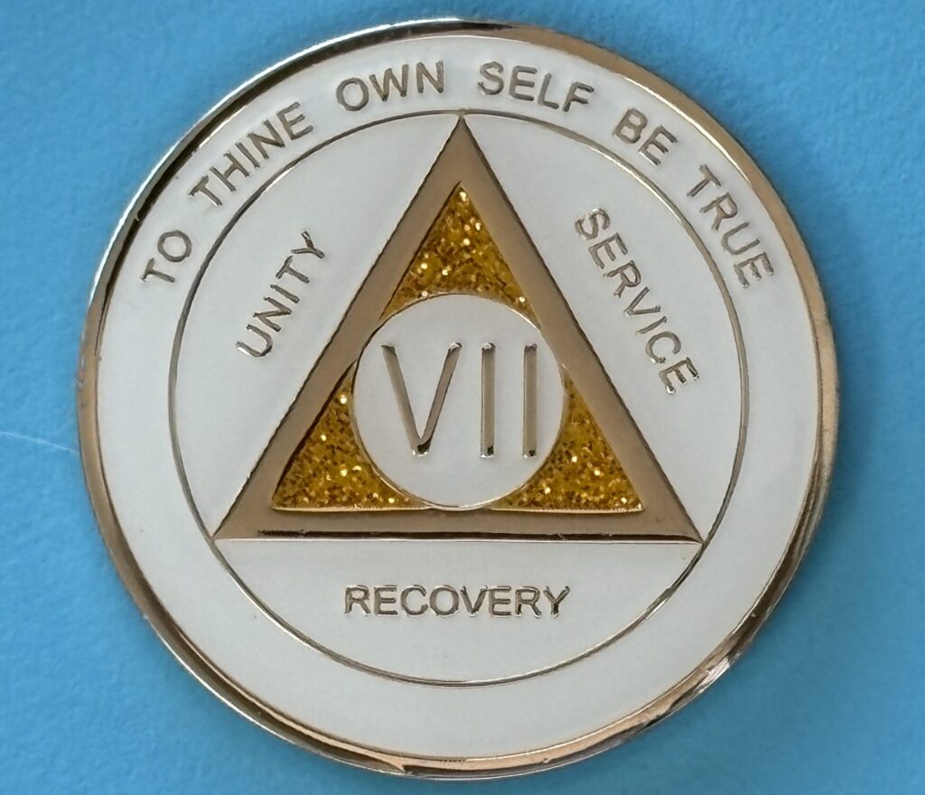 07 Year Medallion White Sparkle Tri-Plate
