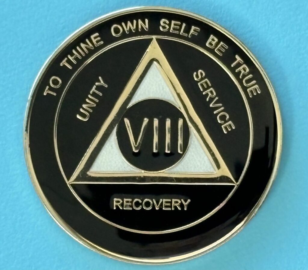 08 Year Medallion Black and Pearl Tri-Plate