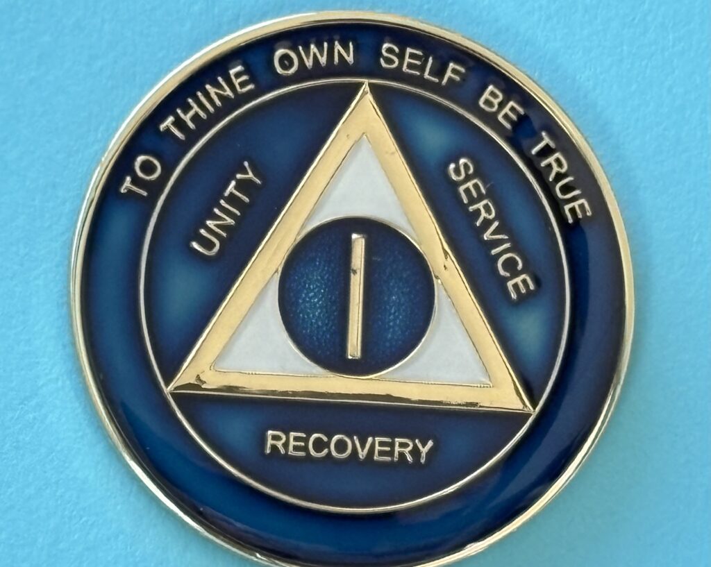 01 Year Medallion Blue and Pearl Tri-Plate