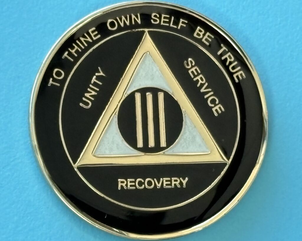 03 Year Medallion Black and Pearl Tri-Plate